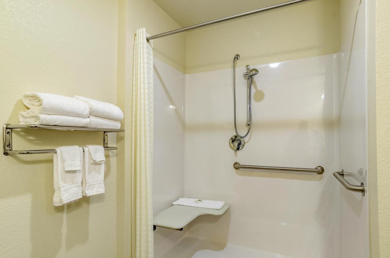 Cobblestone Inn & Suites - Kermit Экстерьер фото